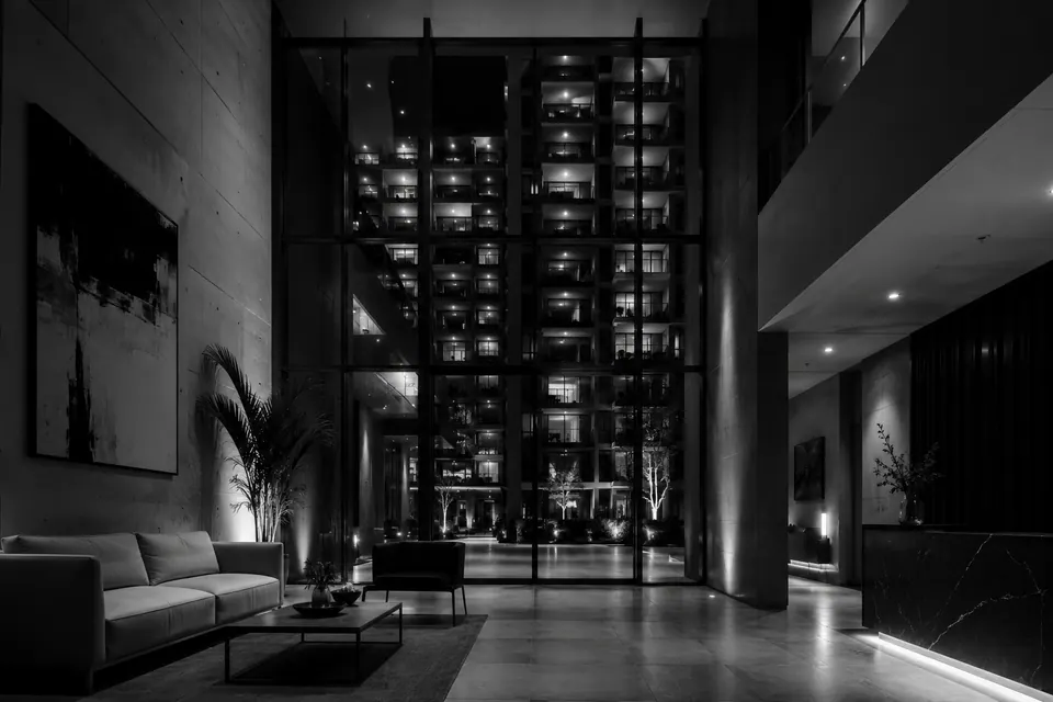Lobby de edificio residencial